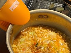 辛拉面-肉甲韩国木炭烤肉(新壹街1店)