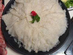 -老牌坊云南鱼豆花火锅(哈西万达店)