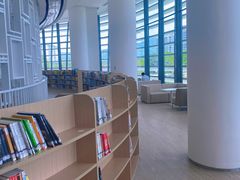 -广州市白云区图书馆