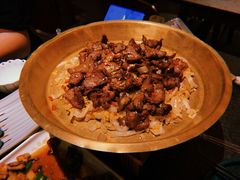 铜盘酸菜炒烤羊肉-丝路金桃·新疆菜(徐汇店)