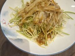 -今鲜源酒店·海鲜锅贴青岛菜(新湛路店)
