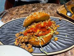 洛杉矶肉夹馍汉堡-Let'sBURGERplus·非常创意汉堡(三里屯店)