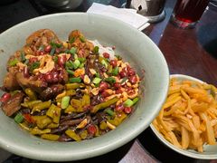 梅子猪脚-粉家柳州螺蛳粉(杨宅路店)