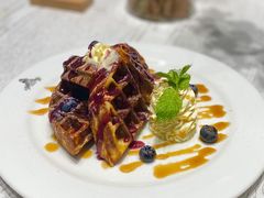 等叫蓝莓奶酪鲜奶油华夫-娜娜家·Nana's restaurant(国金汇店)