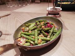 -耶里夏丽·丝路国际·新疆餐厅(浦东区东方路店)