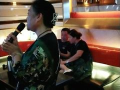 -欢乐空间KTV(奥山世纪城店)