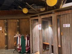 -暴风岛沉浸式体验馆(百联世纪店)