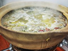 连州果园鸡-威邵鸡煲(西华路总店)