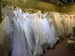 点击看大图 婚纱-HANSA韩纱婚纱礼服·龙凤褂·西装设计师集合店