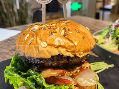 -HIGH FIVE哈福手工汉堡(桂林路店)