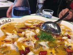 撒椒酸菜鱼-撒椒·四川江湖菜(大族广场店)