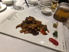 牛肝菌牛小排-涵苑私宴定制(外滩店)