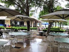 -亚龙湾亚泰商业街