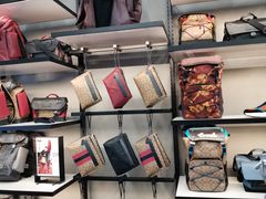 -COACH蔻驰(赛特奥特莱斯店)