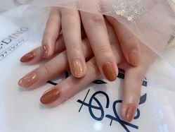 -吉吉靓甲美睫
