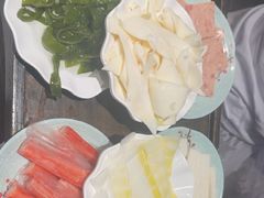 -肖肖酸萝卜鱼火锅(总店)