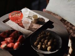 素描香肠与温泉蛋的拥吻-素描餐厅(灵隐天竺店)