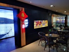 等位区-滇铺子(欣都龙城店)