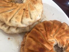 牛肉圆葱馅-吃不够开口馅饼店(小西路店)