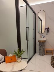 -苑苑vbeauty科技美容SPA