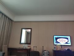 -维也纳酒店(深圳国际会展中心沙井上南店)