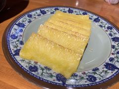 -炉小二铜锅牛蛙•川湘菜(三里屯店)