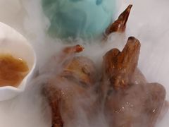 金牌烤乳鸽-夜宴江景餐厅