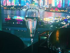 -VENU+海景酒廊