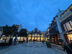 -比斯特上海购物村精品奥特莱斯