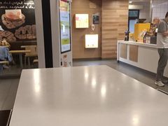 -麦当劳(长江西路得来速店)