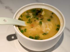 海鲜疙瘩汤-船歌·鱼水饺青岛菜(恒隆广场店)