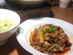 -费大厨辣椒炒肉(万家丽一店)