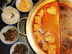 -九鼎轩脆毛肚火锅(南京东路店)