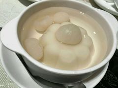 龙眼杏仁豆腐-无招牌海鲜餐厅(怡丰城店)