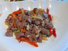 泡椒牛肉-炊烟餐厅
