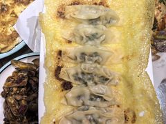-东来菜馆•手抓海鲜家常菜•海鲜锅贴(鸽子窝店)
