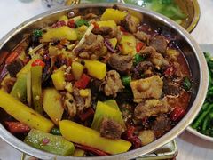 -乡土特色.冷锅鱼.牦牛肉汤锅