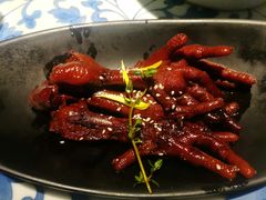 吮指鸡爪-桂满陇天书(南京德基旗舰店)