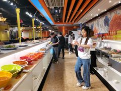 自助取餐区-爱客得牛排海鲜烤肉·火锅自助(春熙路黑金好店)