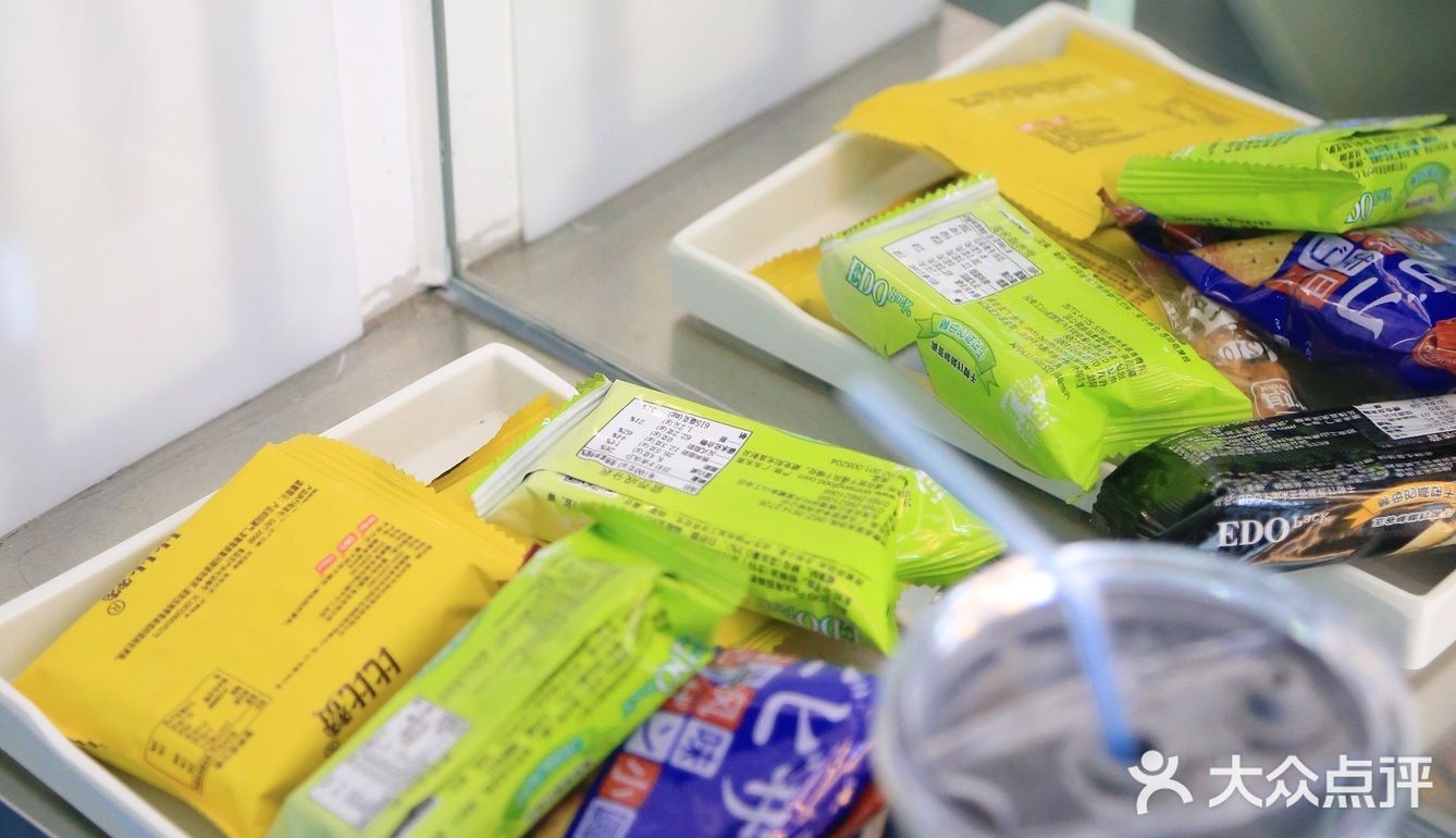 厦门美发店|染了这么多颜色 黑头发才是yyds!