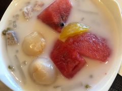 -三亚湾海居铂尔曼度假酒店