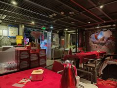 -龙巢盱眙龙虾·牛蛙·烧烤宵夜(八卦岭店)