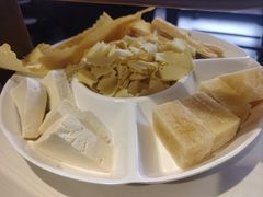 -思阁炭香火锅(学伟鑫城总店)