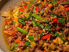 土家锅气爆鸡杂-吃饭皇帝大(解放西路店)