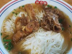 猪脚汤粉-李氏紫竹林卤粉(火车站店)