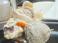 -濠轩阁特色生蚝火锅(水湾路店)