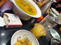 -川流不息·地道川菜·小龙虾(新松江路店)