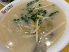 -何记面馆(龙泉山店)