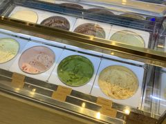 面包甜点陈列柜-哈根达斯(虹口店)