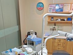 -上海仁爱医院口腔科 · 种植
